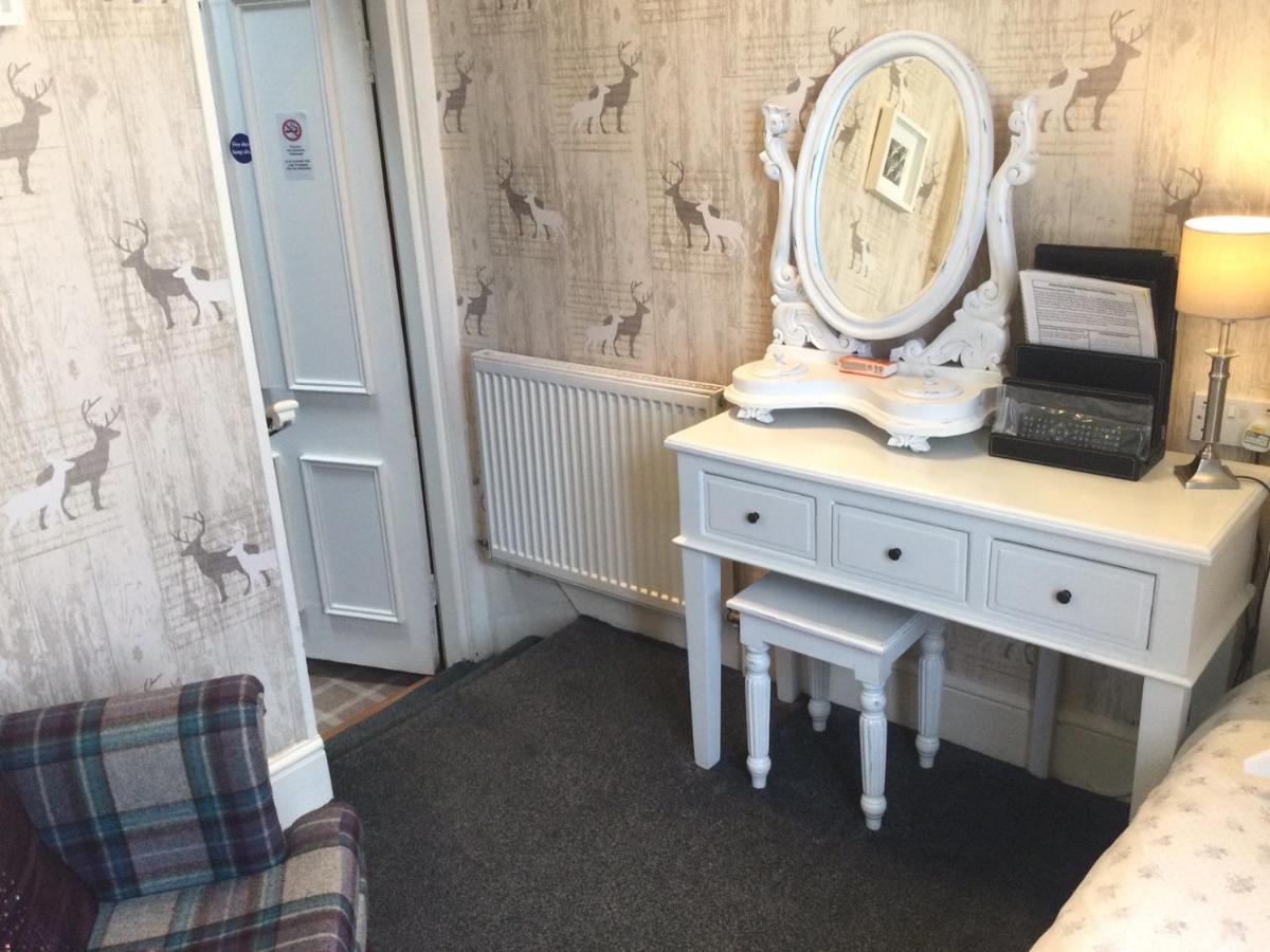 Bed and Breakfast Ardmeanach Inverness Esterno foto