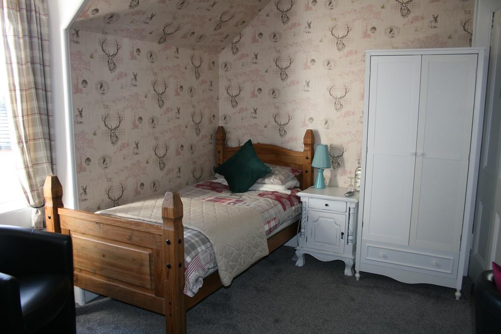 Bed and Breakfast Ardmeanach Inverness Esterno foto