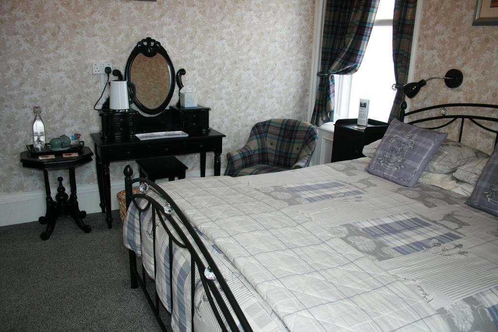 Bed and Breakfast Ardmeanach Inverness Esterno foto