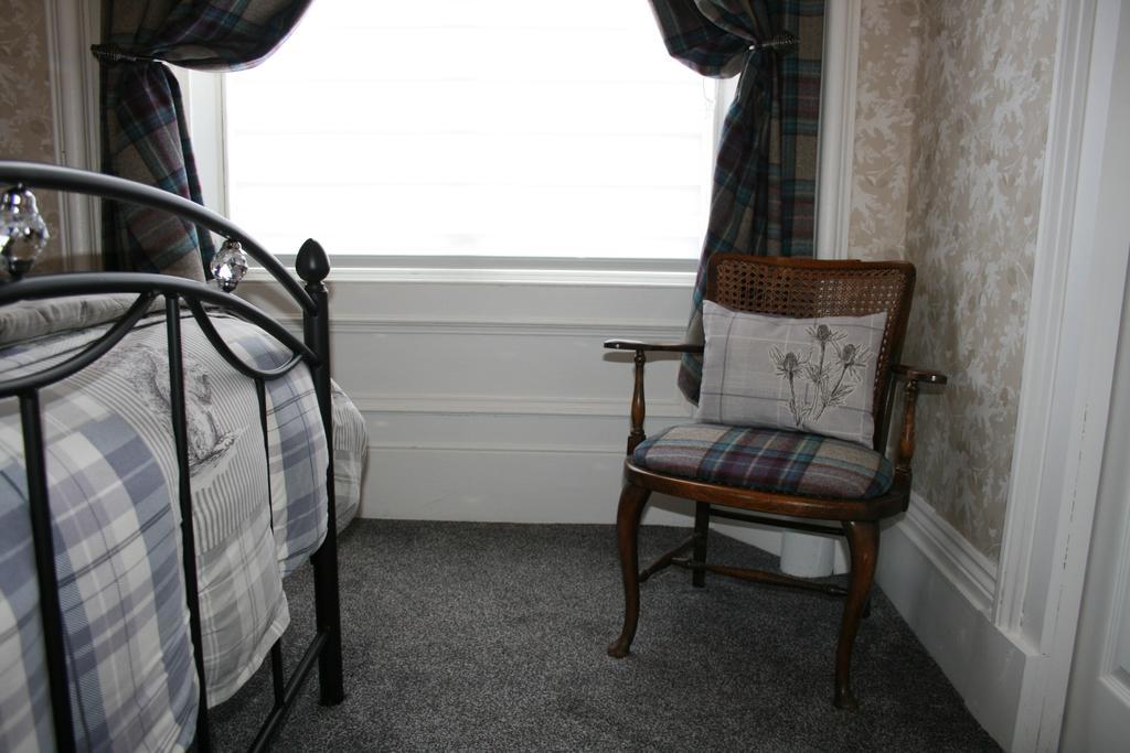 Bed and Breakfast Ardmeanach Inverness Esterno foto