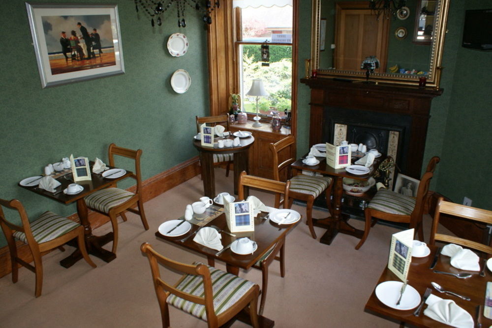 Bed and Breakfast Ardmeanach Inverness Esterno foto